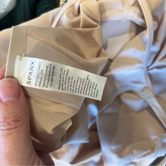 SPANX Plus Size On Core Mid-Thigh Bodysuit - Nude Size 1x Staple Lightweight - Picture 11 of 11